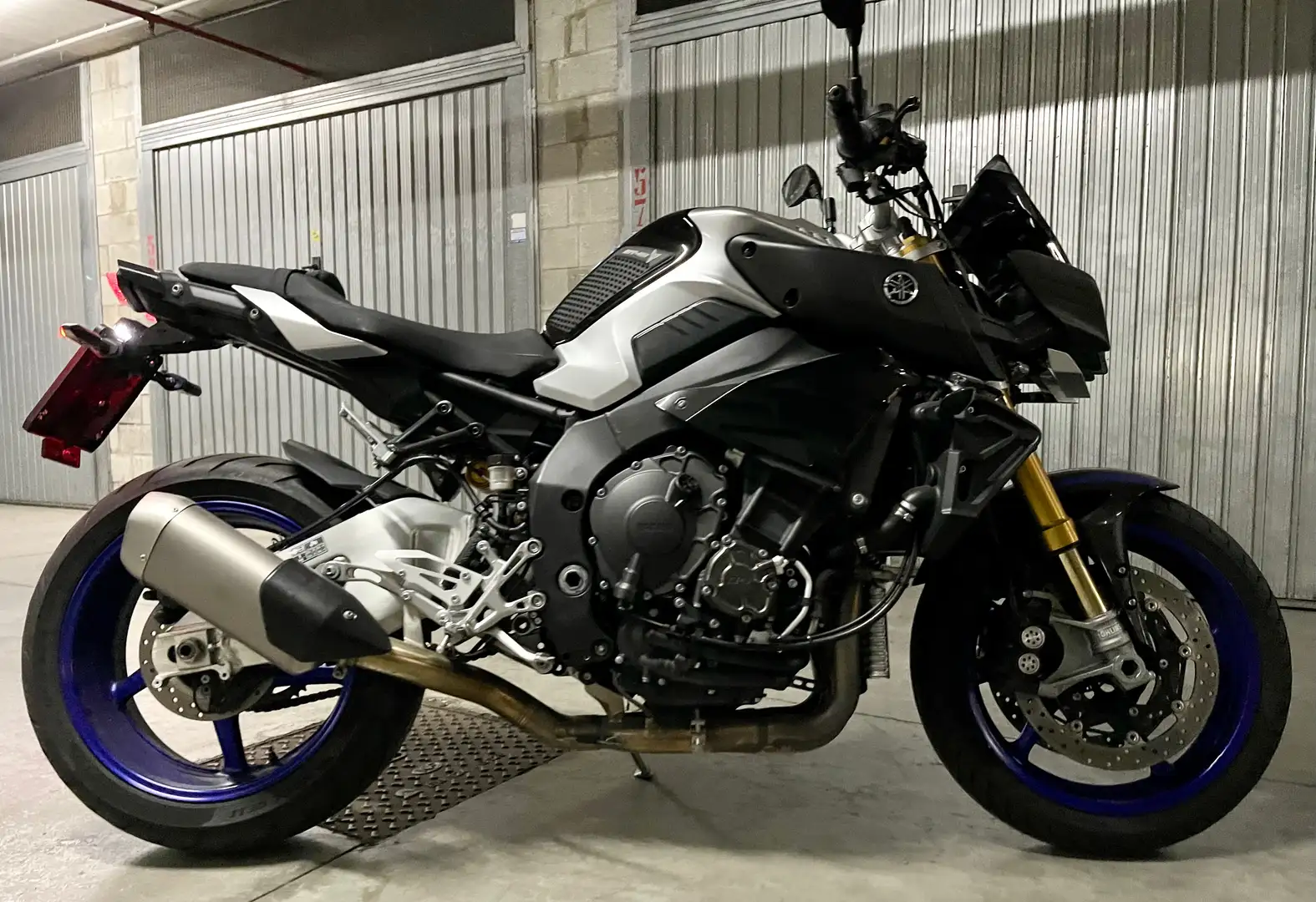 Yamaha MT-10 Sp Kék - 2