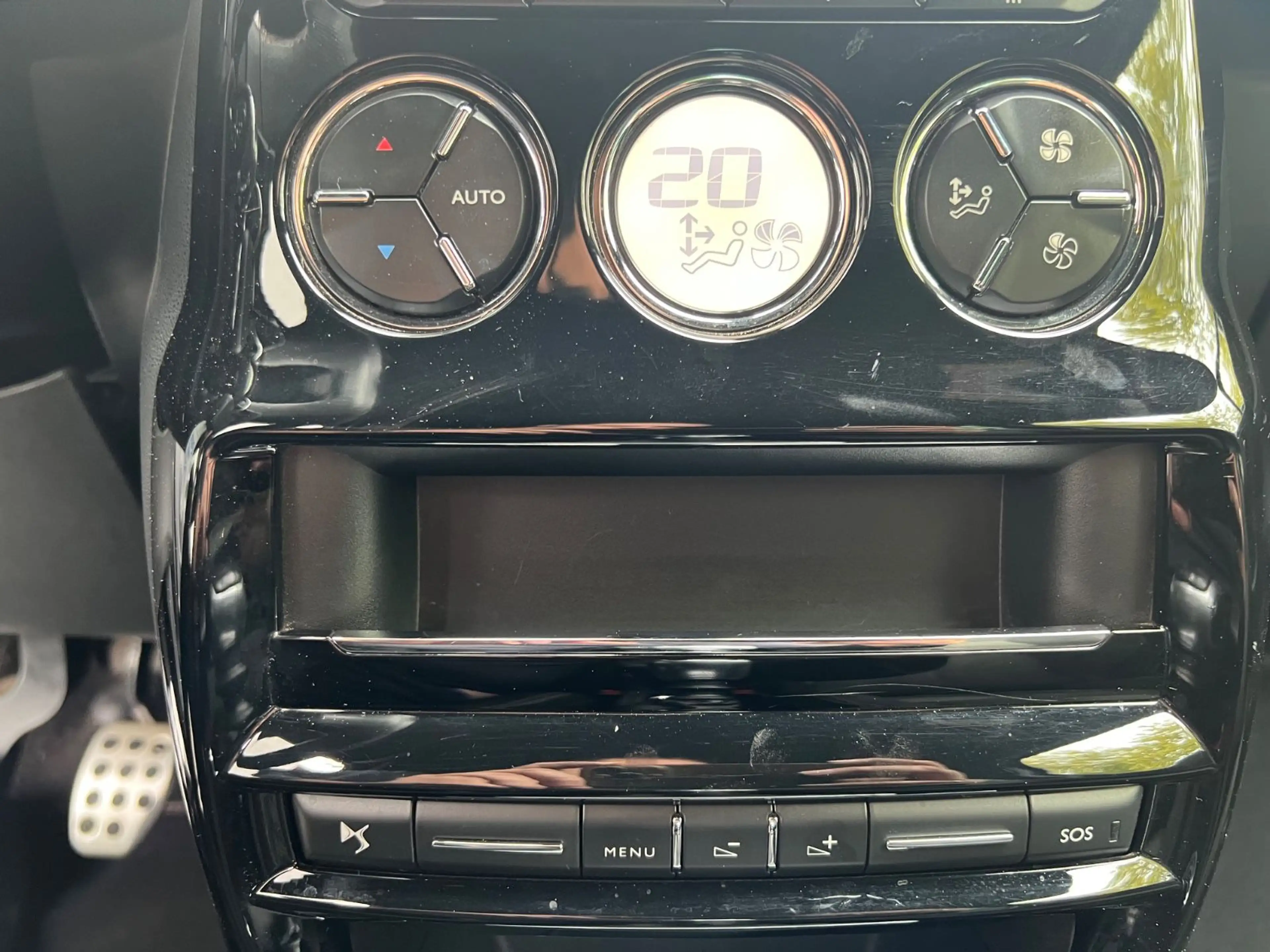 DS Automobiles DS 3 DS 3 Performance Line"Xenon"Navi"Kamera"SHZ" — photo 10