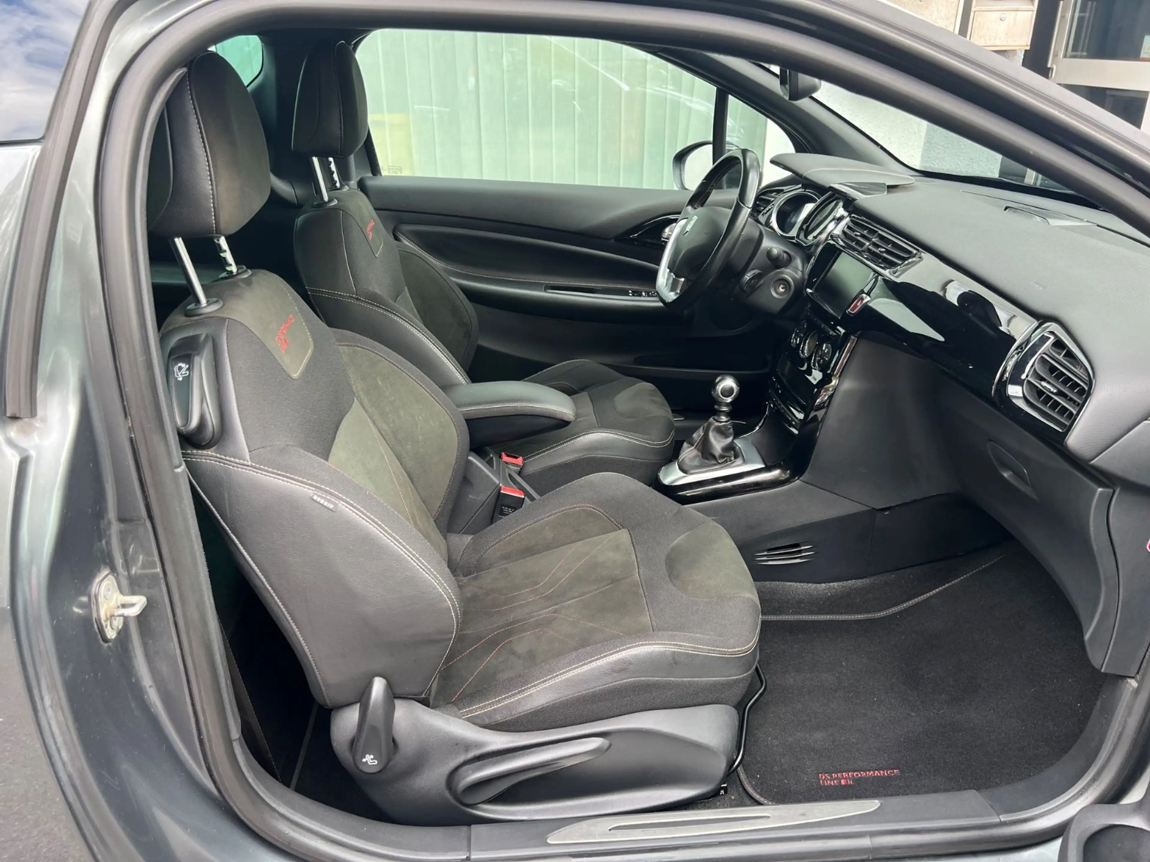 DS Automobiles DS 3 DS 3 Performance Line"Xenon"Navi"Kamera"SHZ" — photo 8