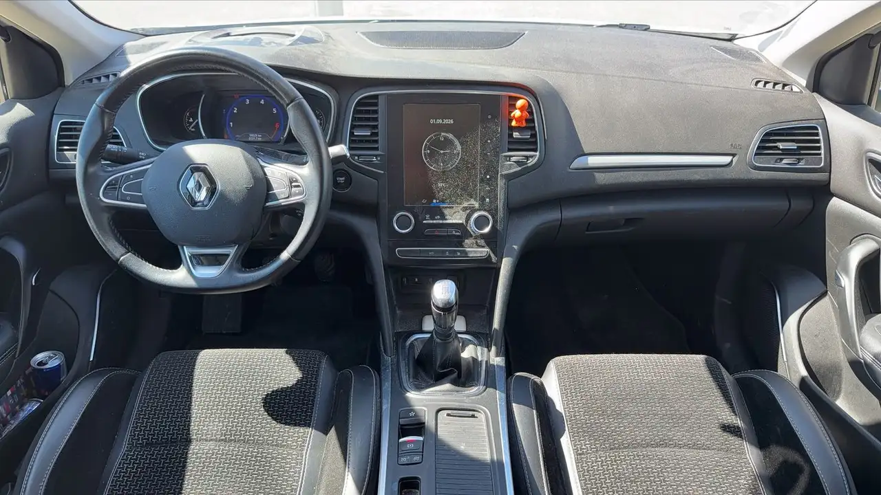 Renault Megane Berline — photo 11