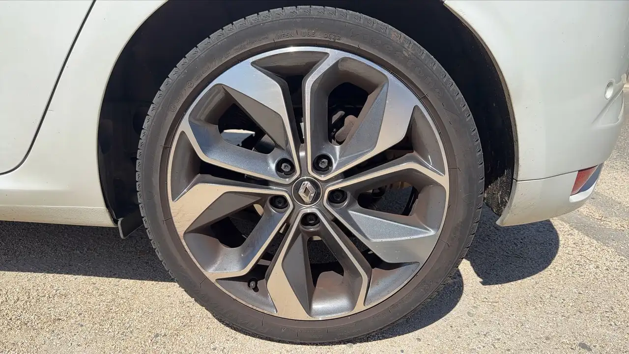 Renault Megane Berline — photo 19