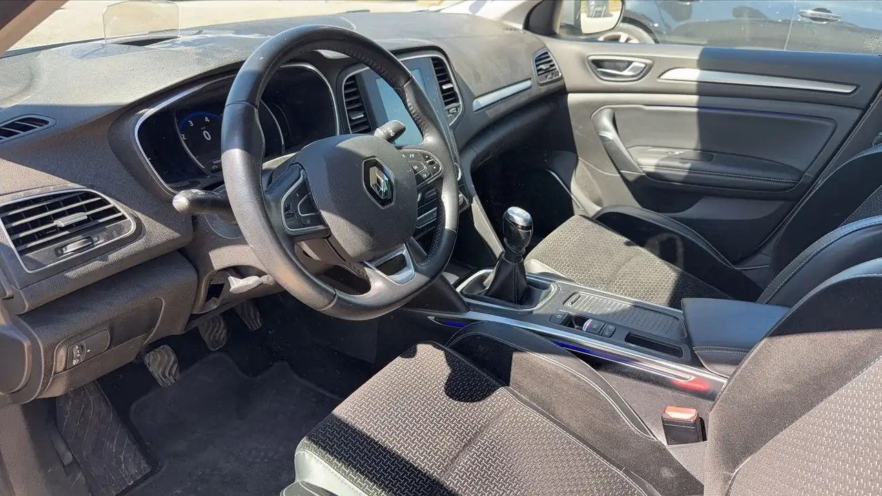Renault Megane Berline — photo 8