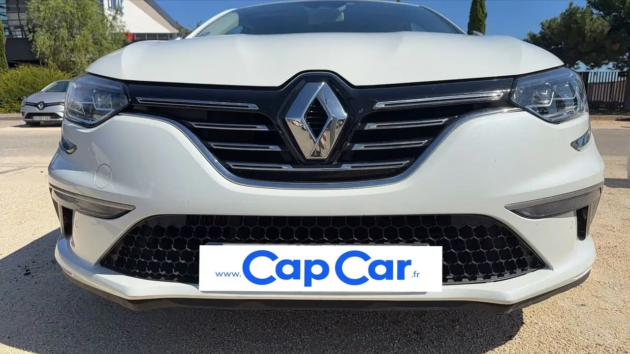 Renault Megane Berline — photo 20