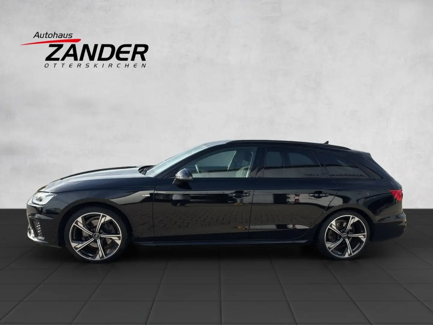 Audi A4 Avant 35 TFSI S line competition edition Schwarz - 2