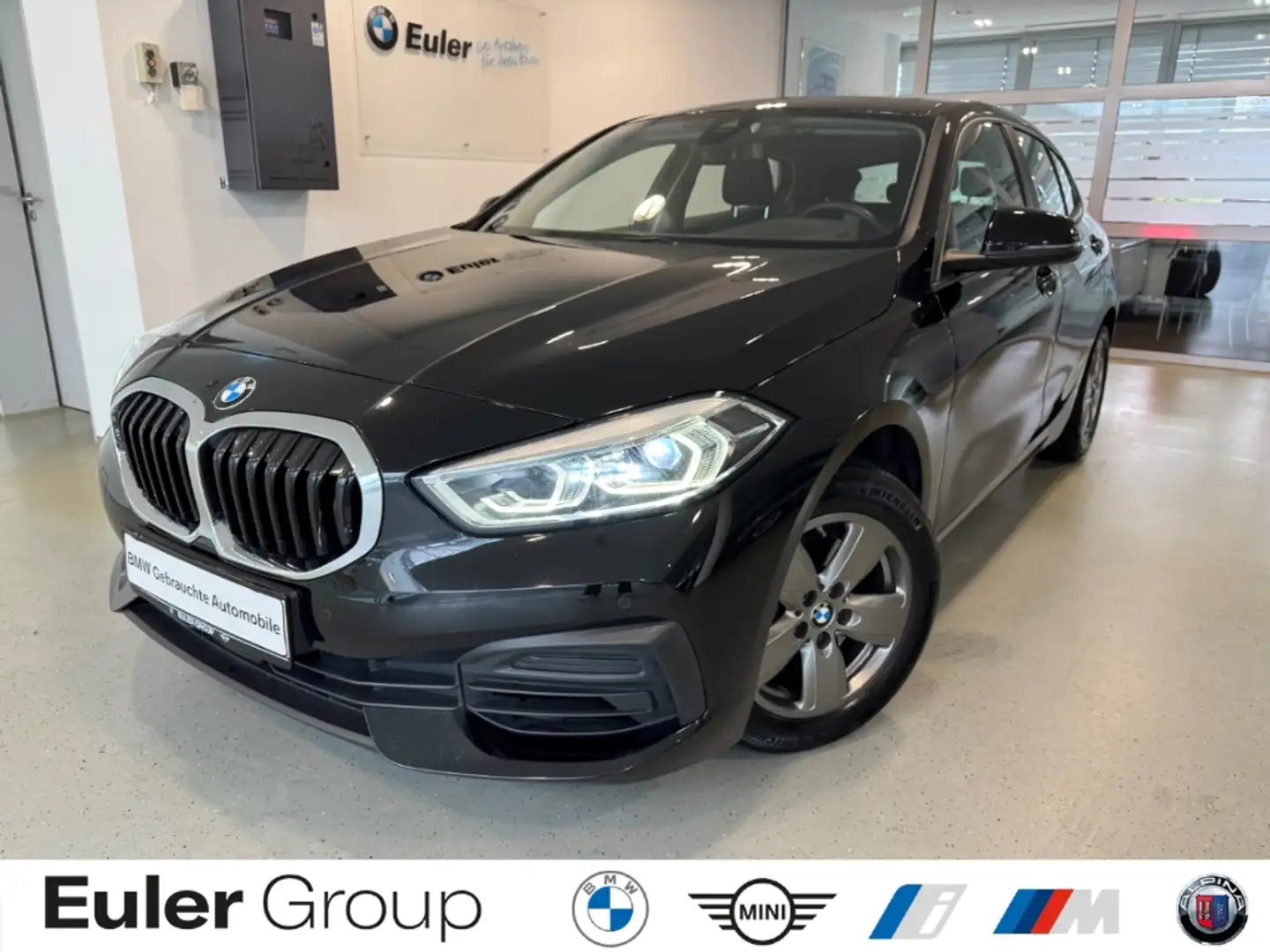 BMW 118 i Advantage LED Navi PDCv+h Sitzhzg Tempomat 8-fac Schwarz - 1