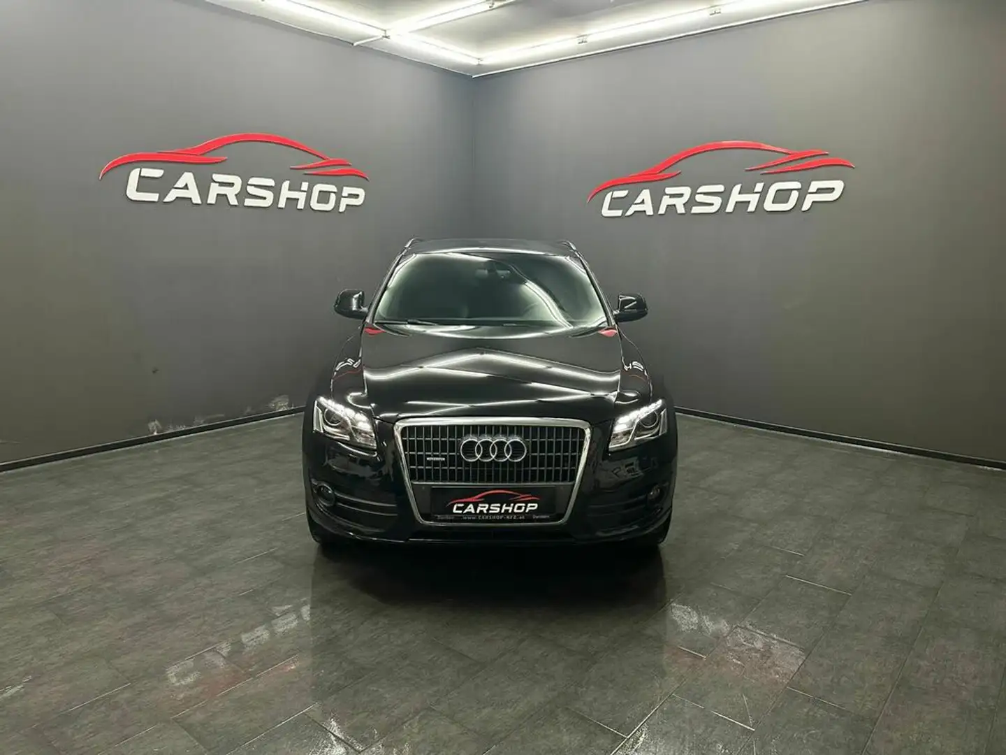 Audi Q5 2.0 TDI quattro S-Line Schwarz - 1