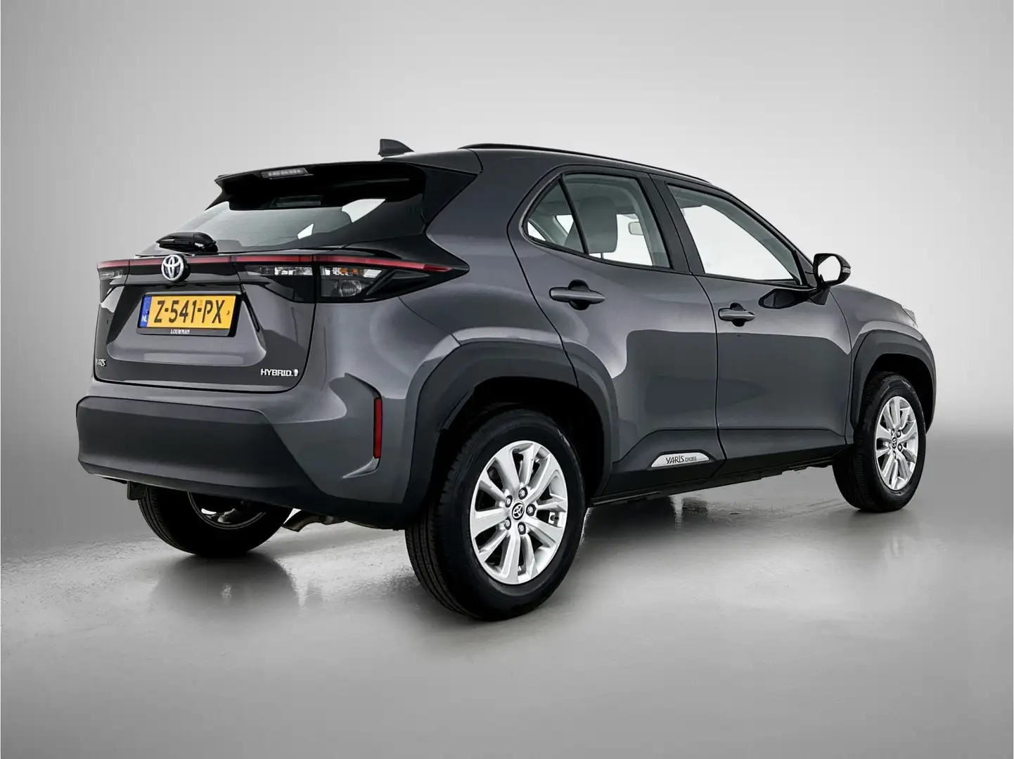 Toyota Yaris Cross 1.5 Hybrid 115 Active | NL-Auto | Apple Carplay -/ Grau - 2