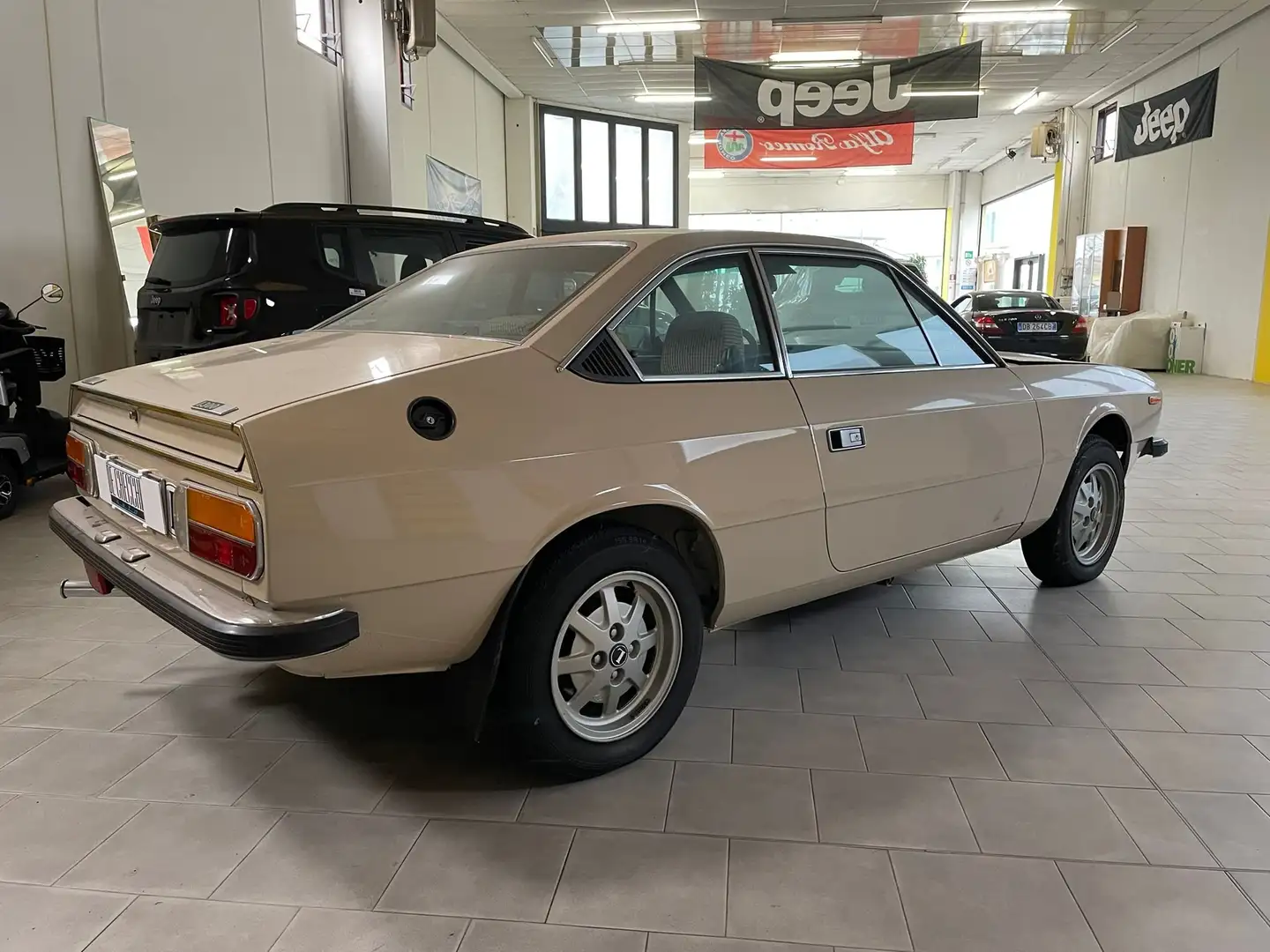 Lancia Beta Coupe 1.3 Beżowy - 2