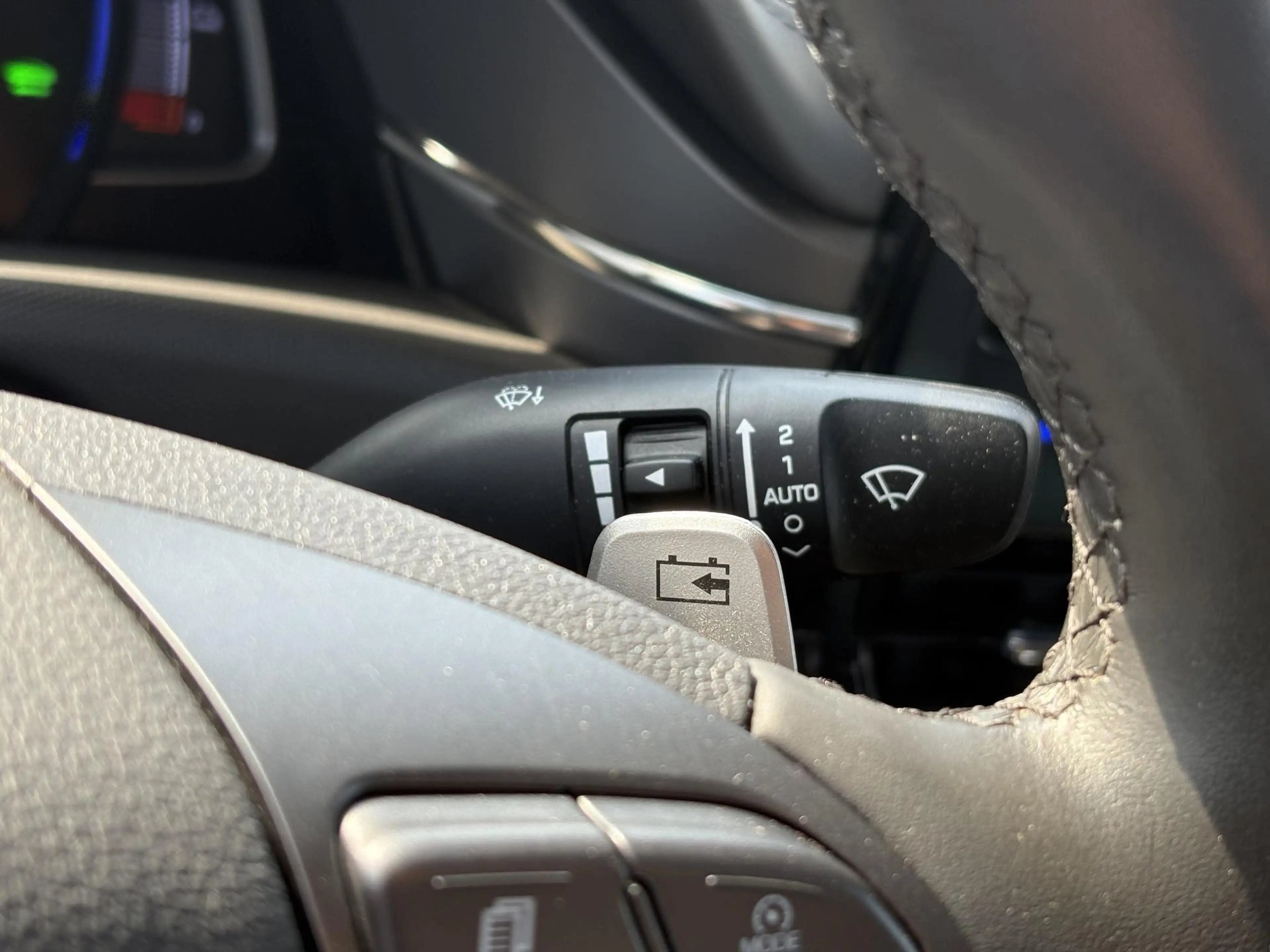Hyundai IONIQ i-Motion EV 38 kWh 46.300 KM | SOH 95,6% | Navigat — photo 15