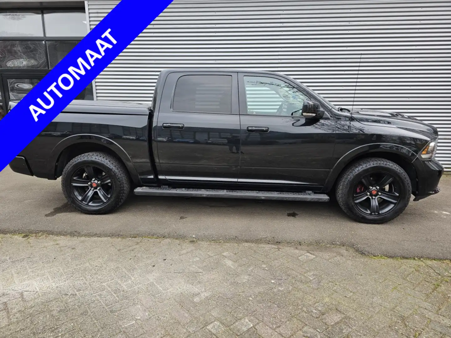 Dodge RAM 1500 5.7 V8 4x4 CC 5'7 Re Zwart - 1