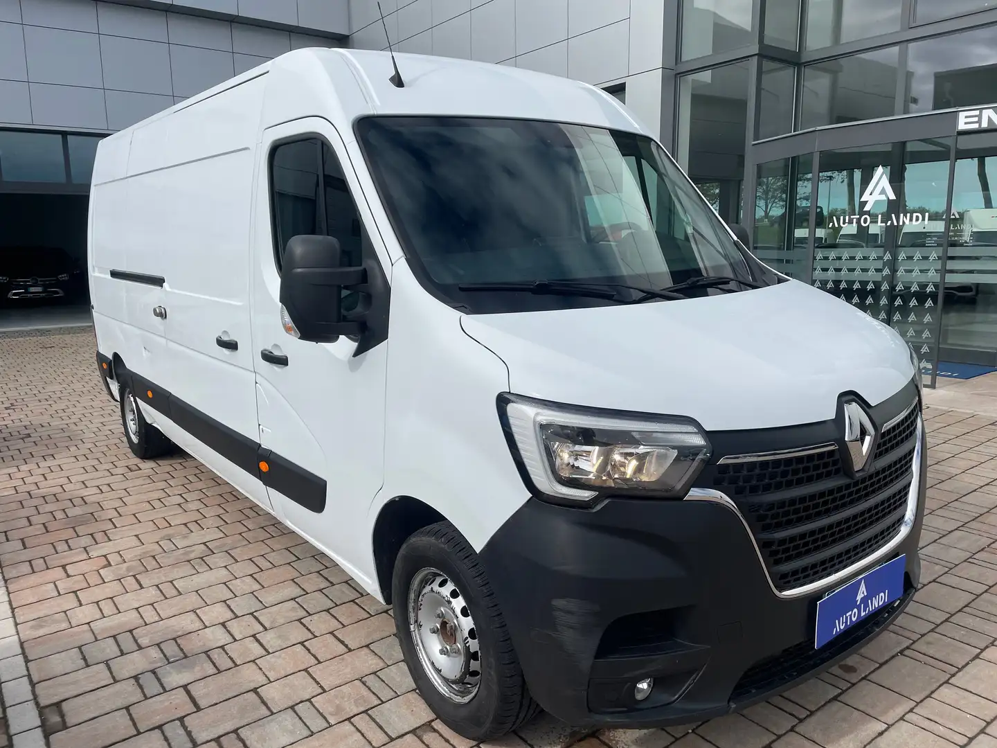 Renault Master Master IV 35 FWD T35 2.3 dci 135cv L3H3 Ice Білий - 2