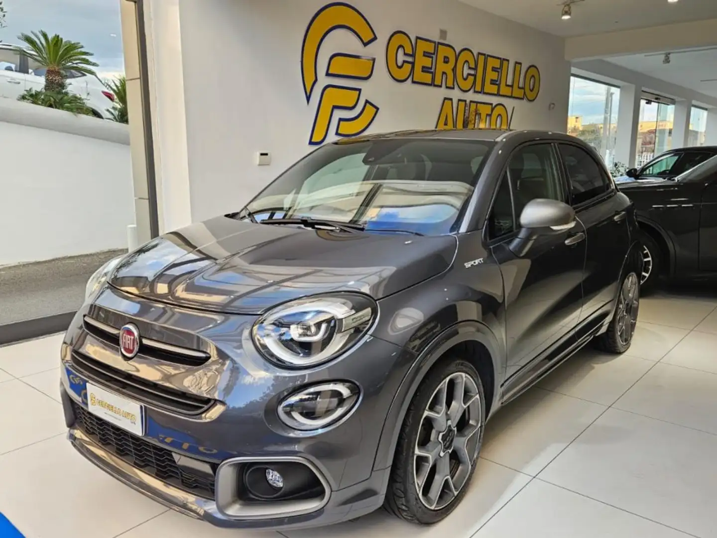 Fiat 500X 1.6 MultiJet 130 CV Sport tua da €219,00 mensili Grigio - 1