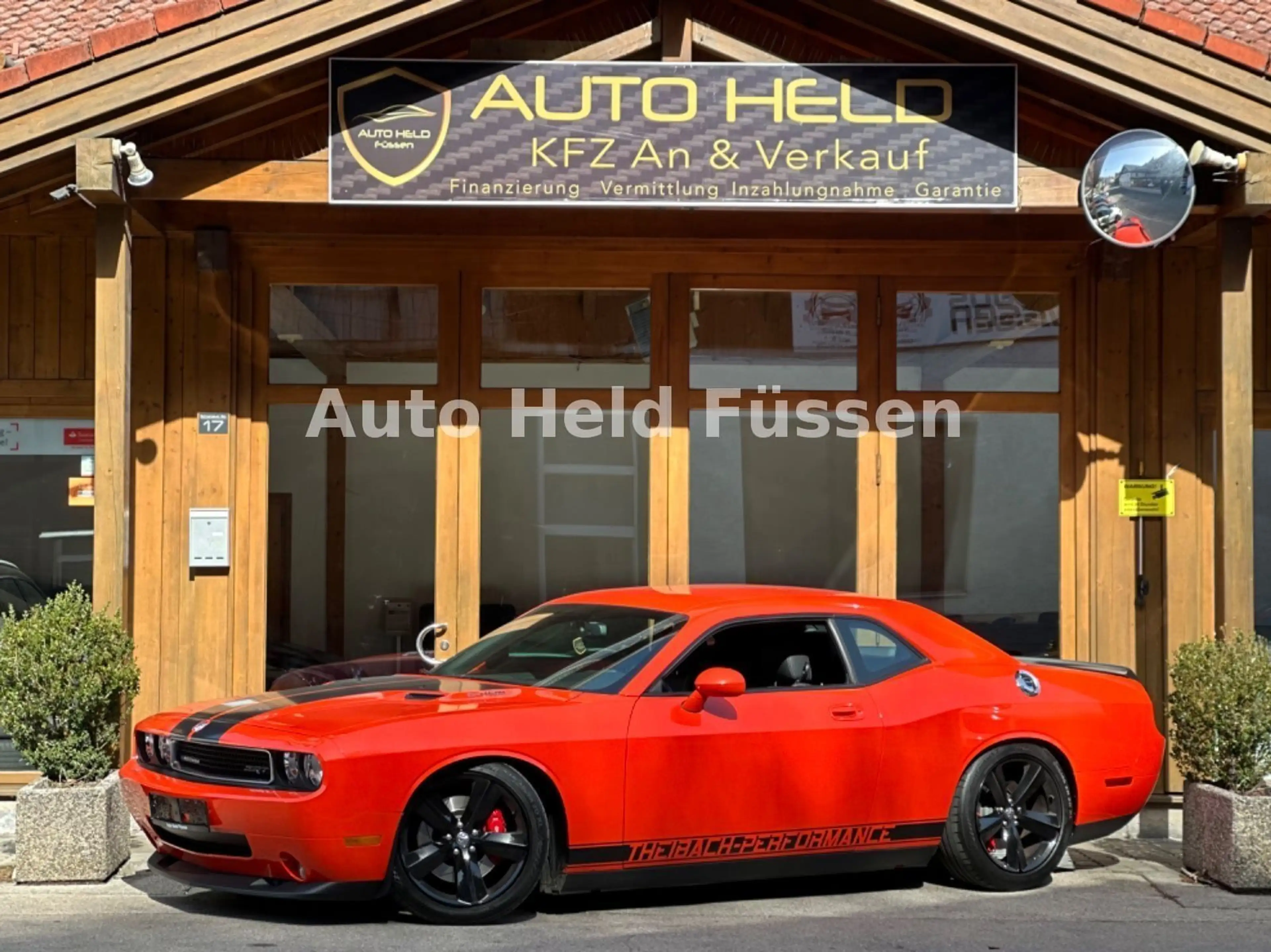 Dodge Challenger SRT-8 6.1 HEMI Aut Unfallfrei DE