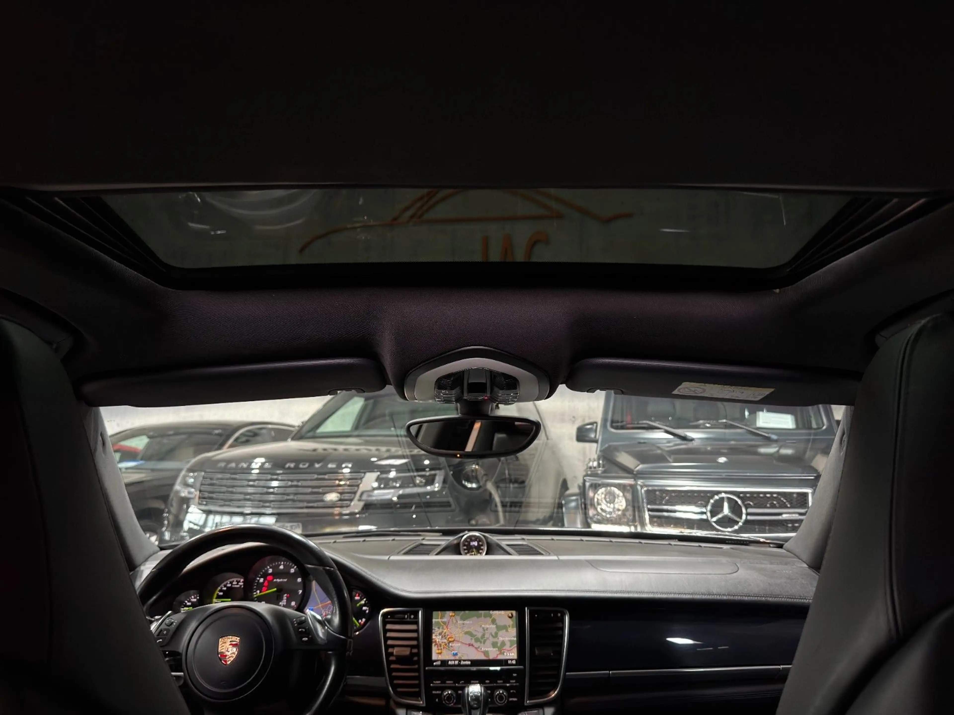 Porsche Panamera /E-Hybrid/S/SCHIEBD/SHZ/NAVI/BOSE/360*/ — photo 11