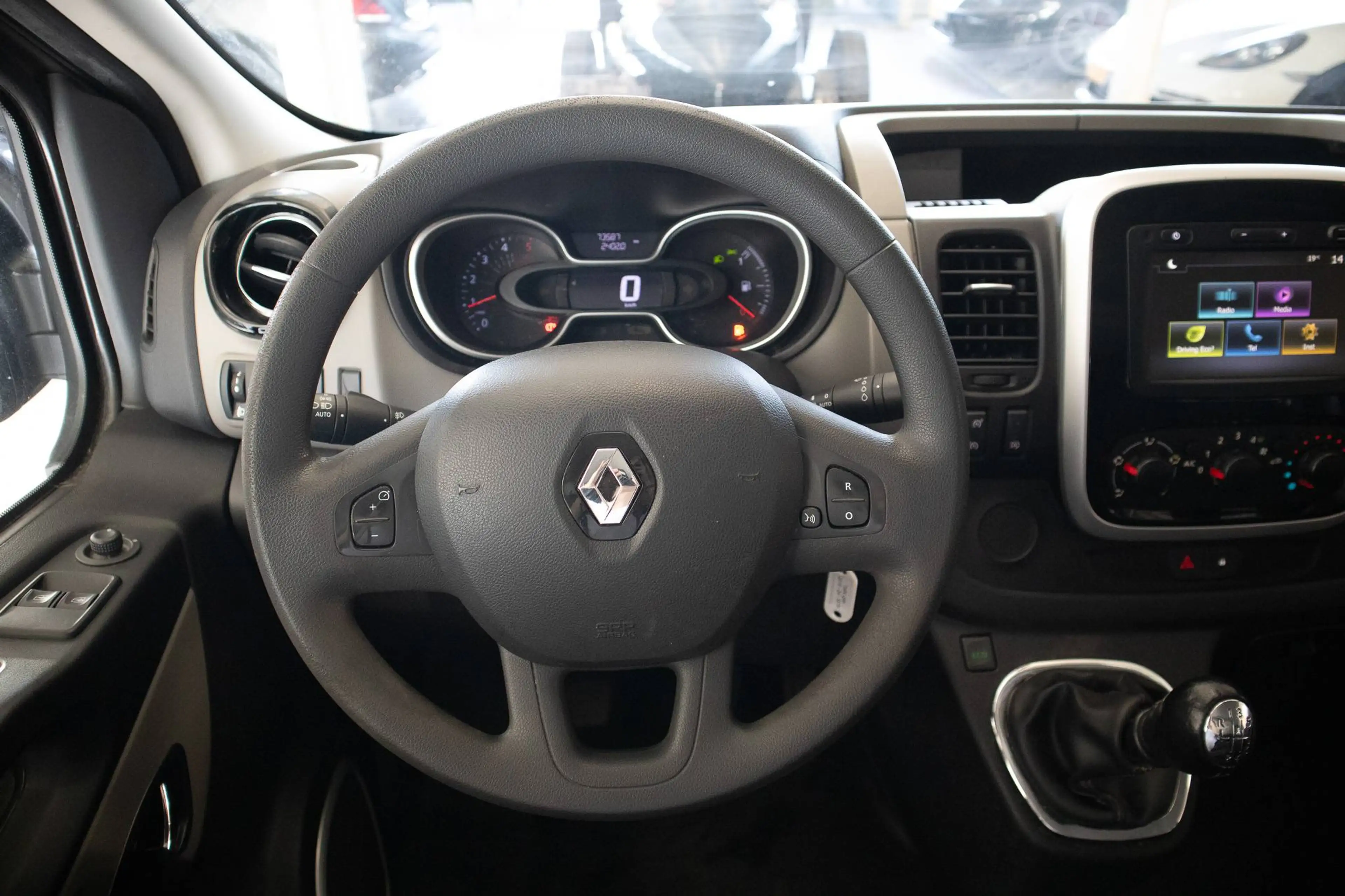 Renault Trafic 5 zitpl, achteruitrijcamera, parkeersensoren achter, cruise control, airconditioning — photo 10