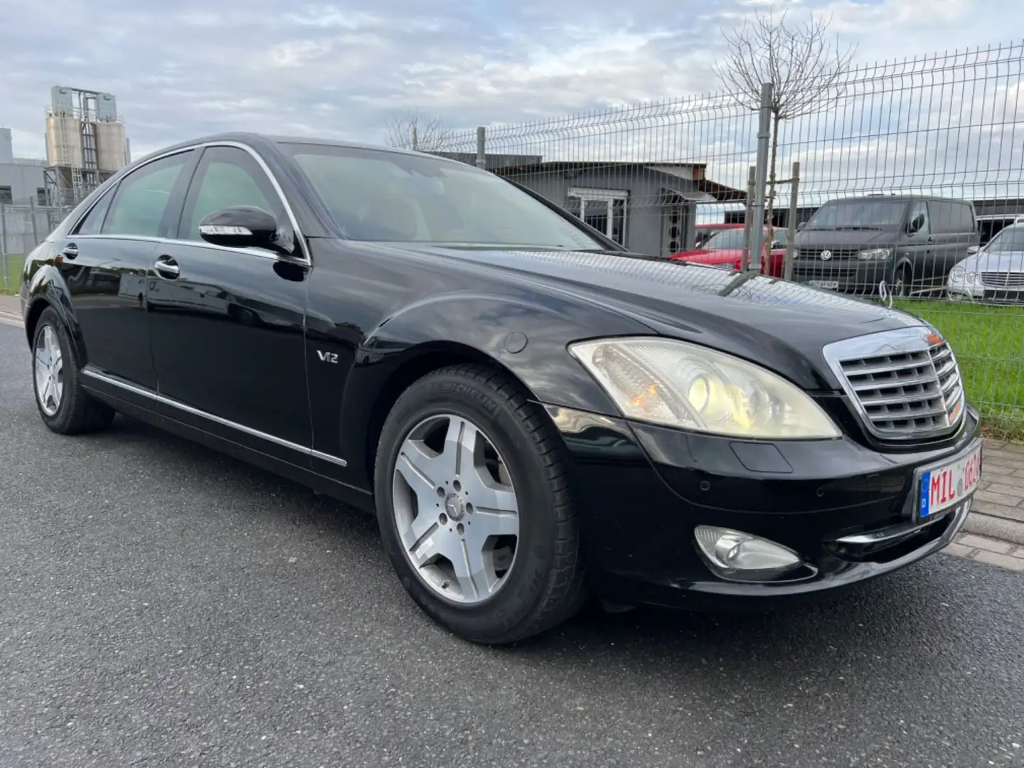Mercedes-Benz S 600 GUARD*VR9*B7*GEPANZERT*ARMOURED*ARMORED* Černá - 1