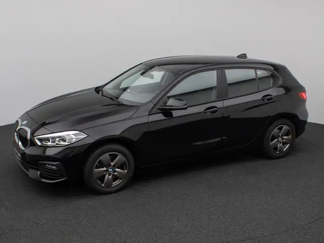 BMW 1 Series view 12