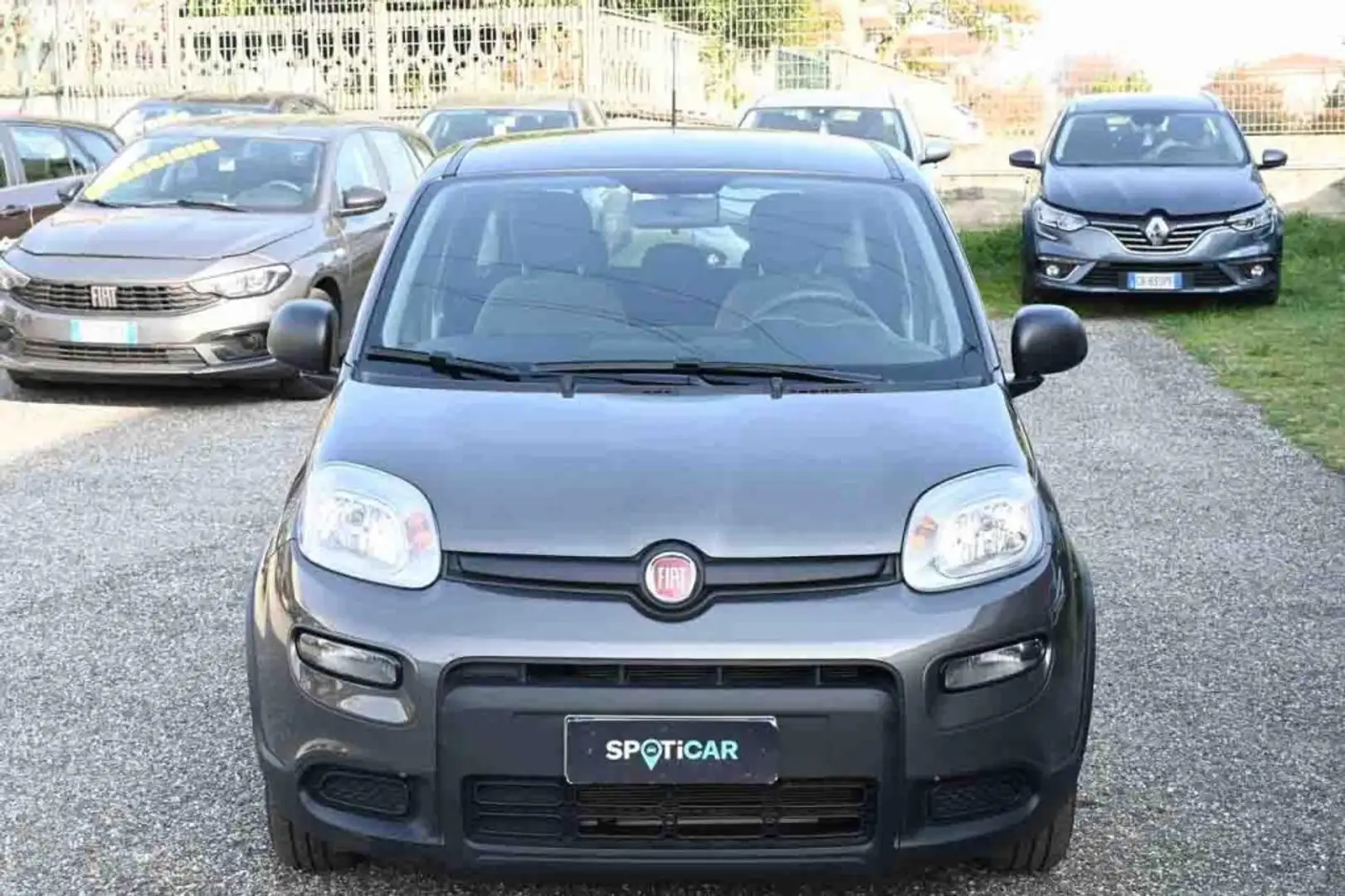 Fiat Panda 1.0 FireFly S&S Hybrid Grau - 2