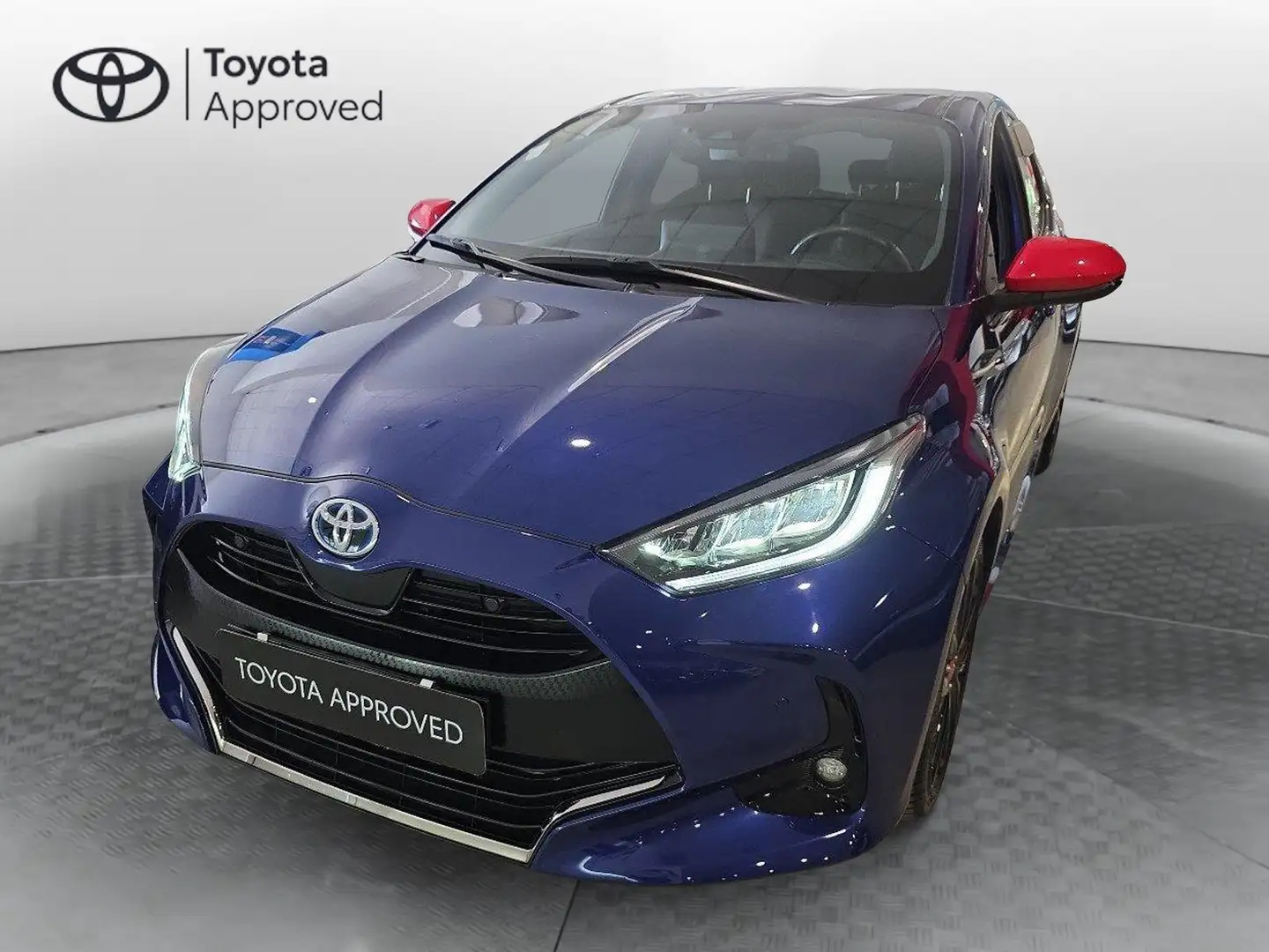 Toyota Yaris 1.5 Hybrid 5 porte Energy Bleu - 1