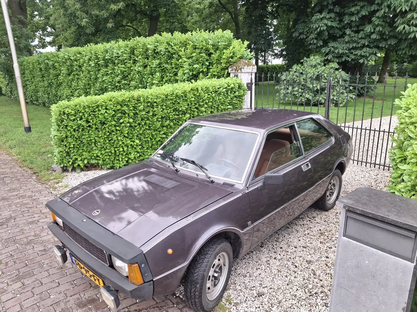 SEAT Fiat Bocanegra 1430 Paars - 1