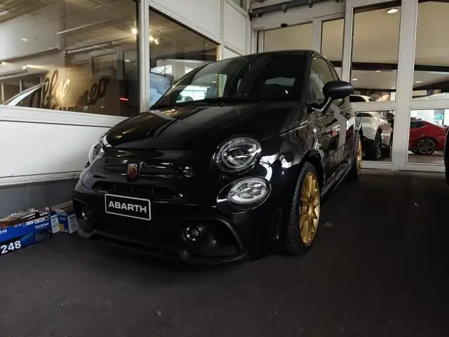 Abarth 695 75° Anniversario