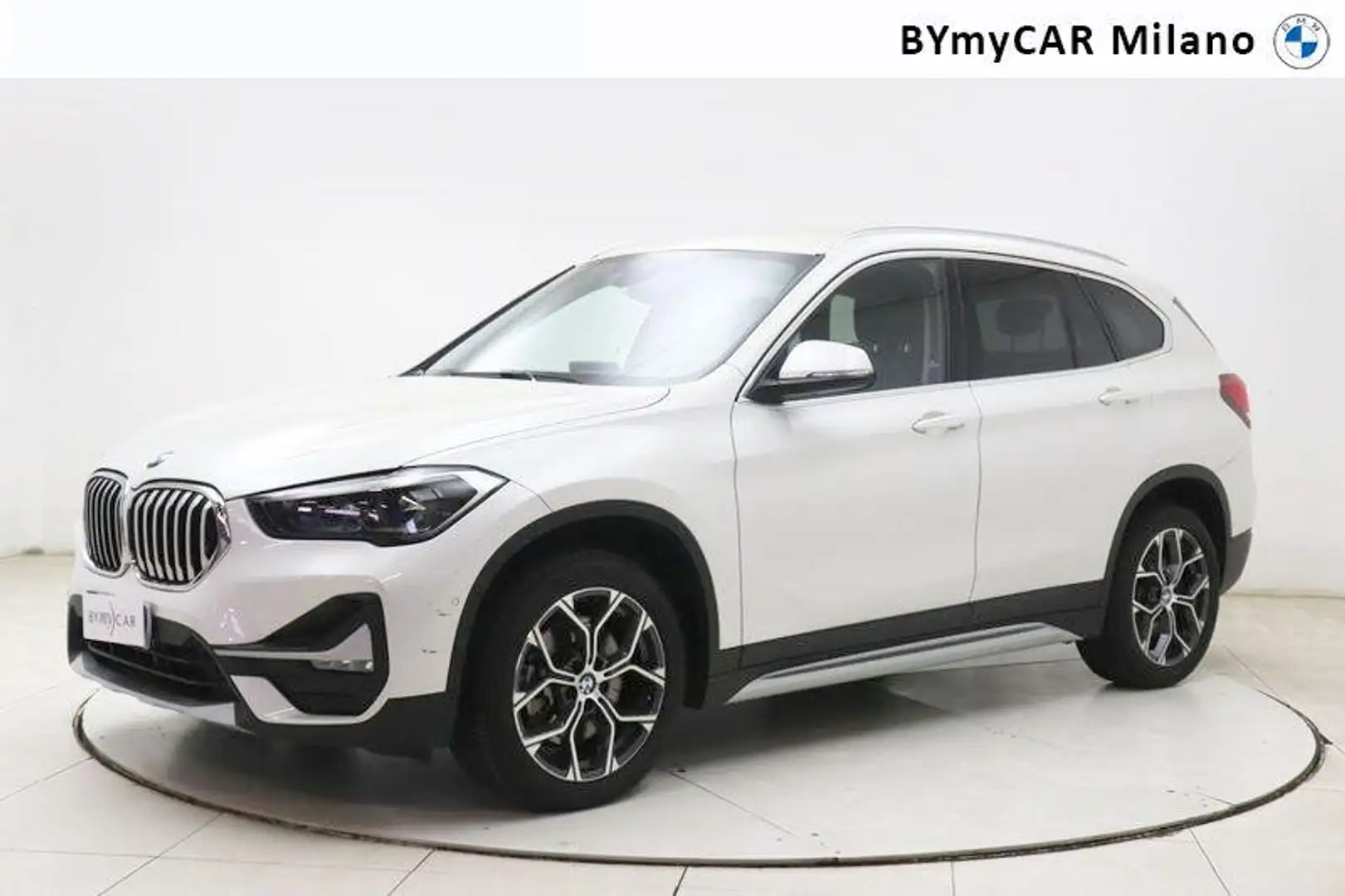 BMW X1 sdrive20d xLine auto Bianco - 1