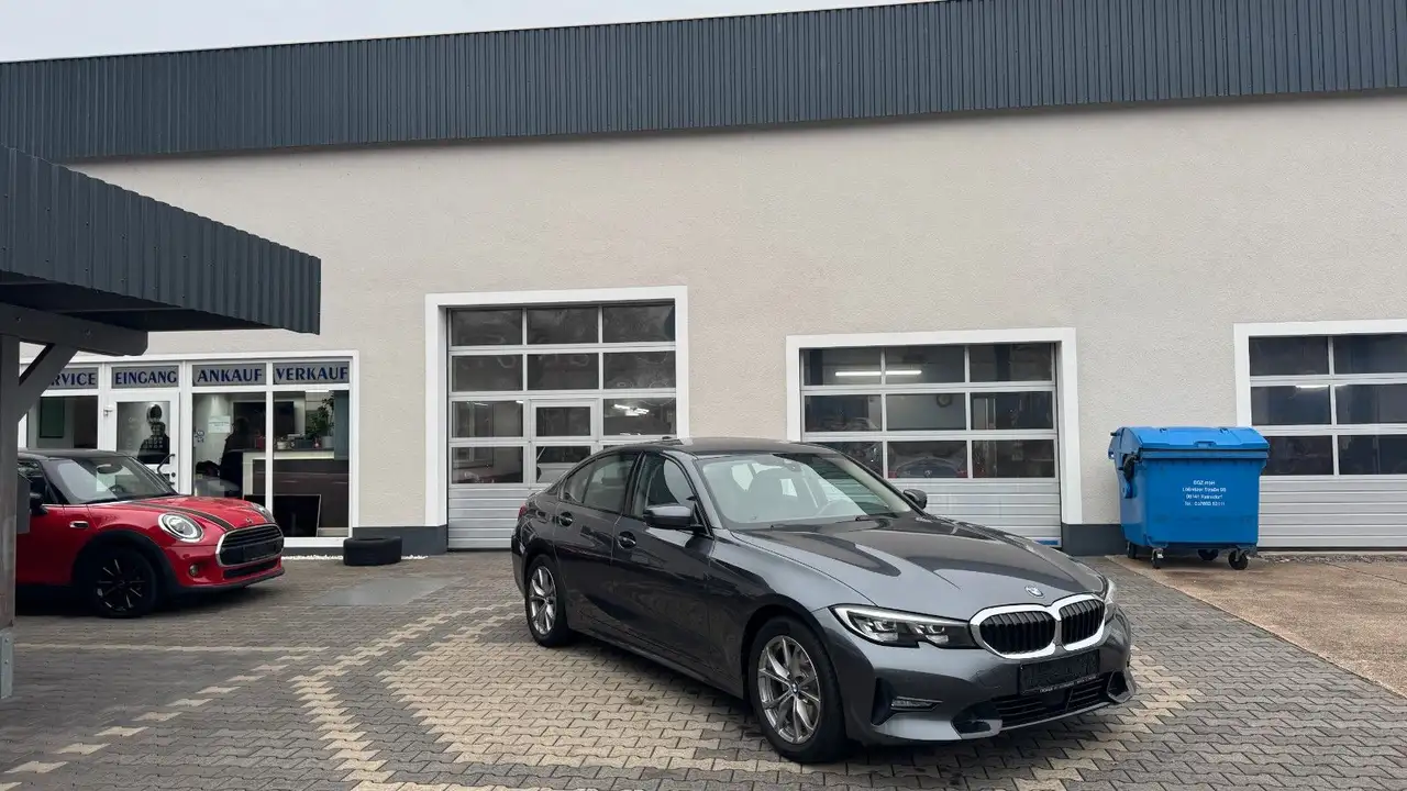 BMW 320