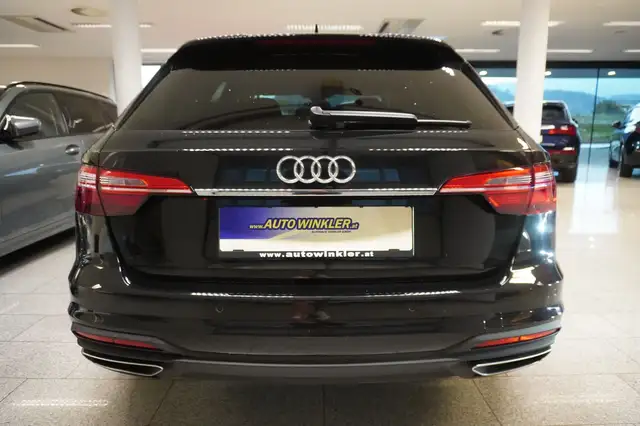 Audi A4 view 6