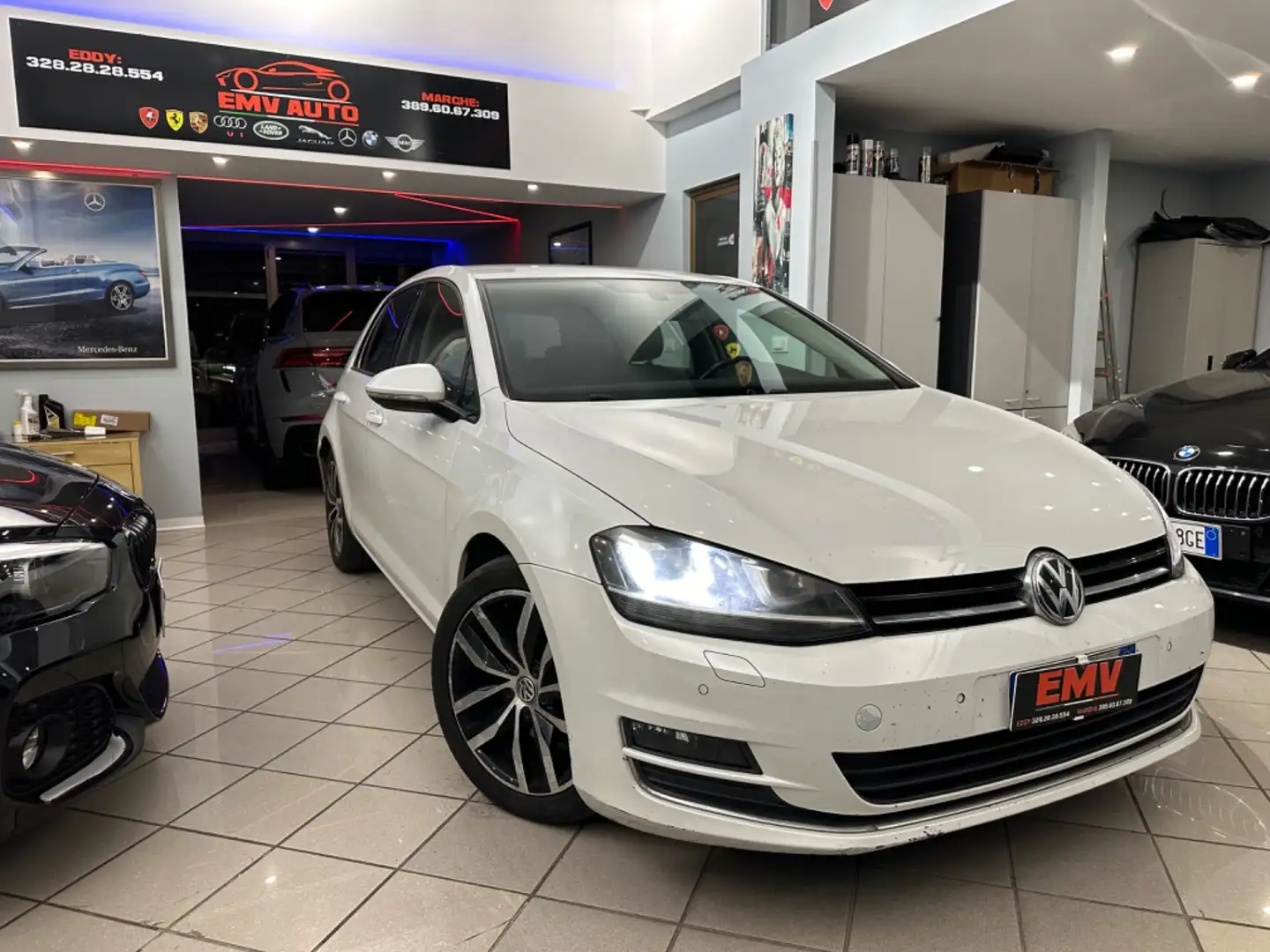 Volkswagen Golf 2.0 TDI 5p. Highline BlueMotion Technology Bianco - 1