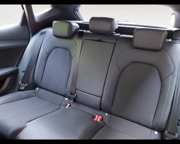 Cupra Formentor view 13