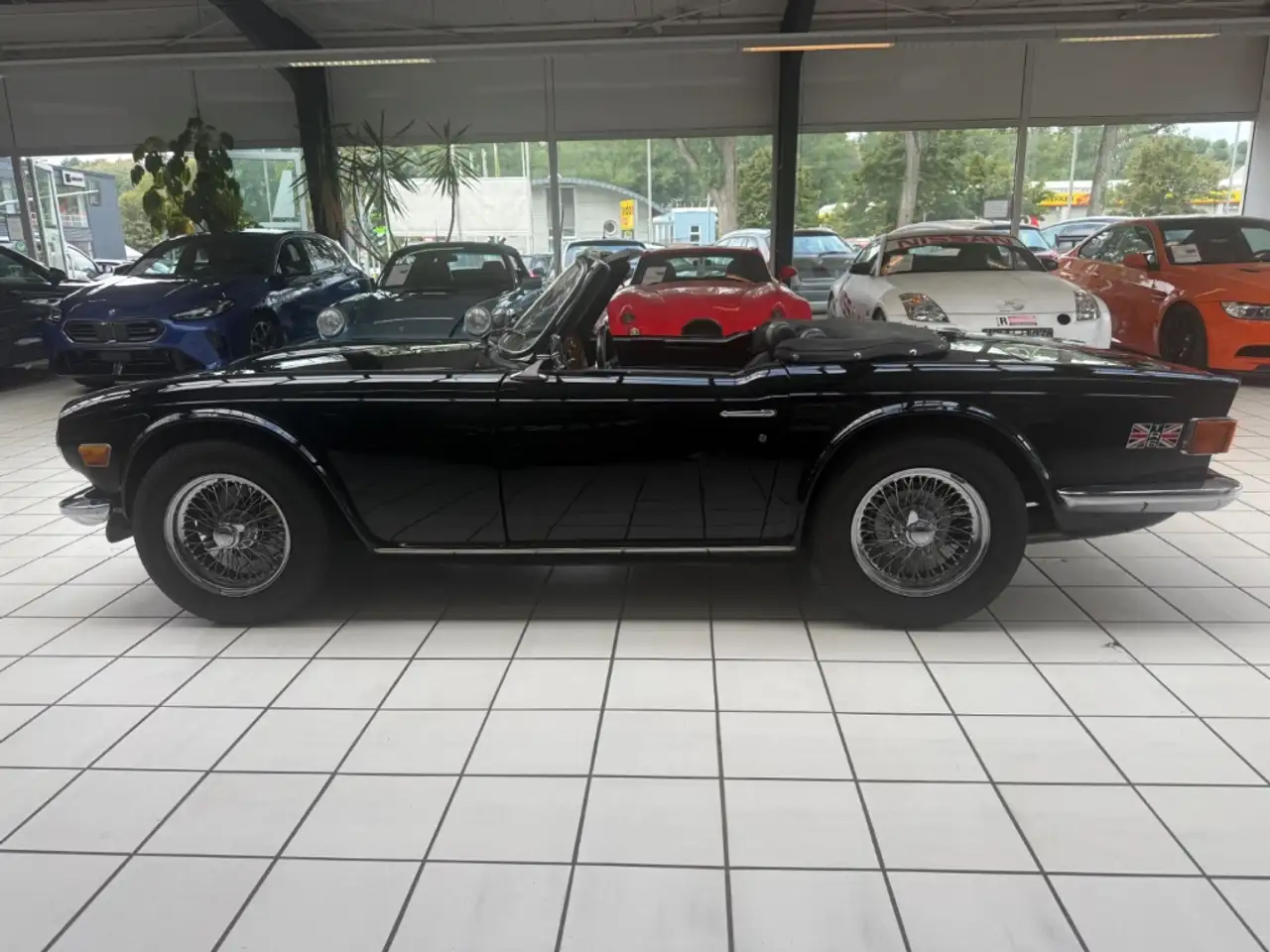 Triumph TR6 Pi mit Overdrive Weber Doppelvergaser Speichenräde, foto 5