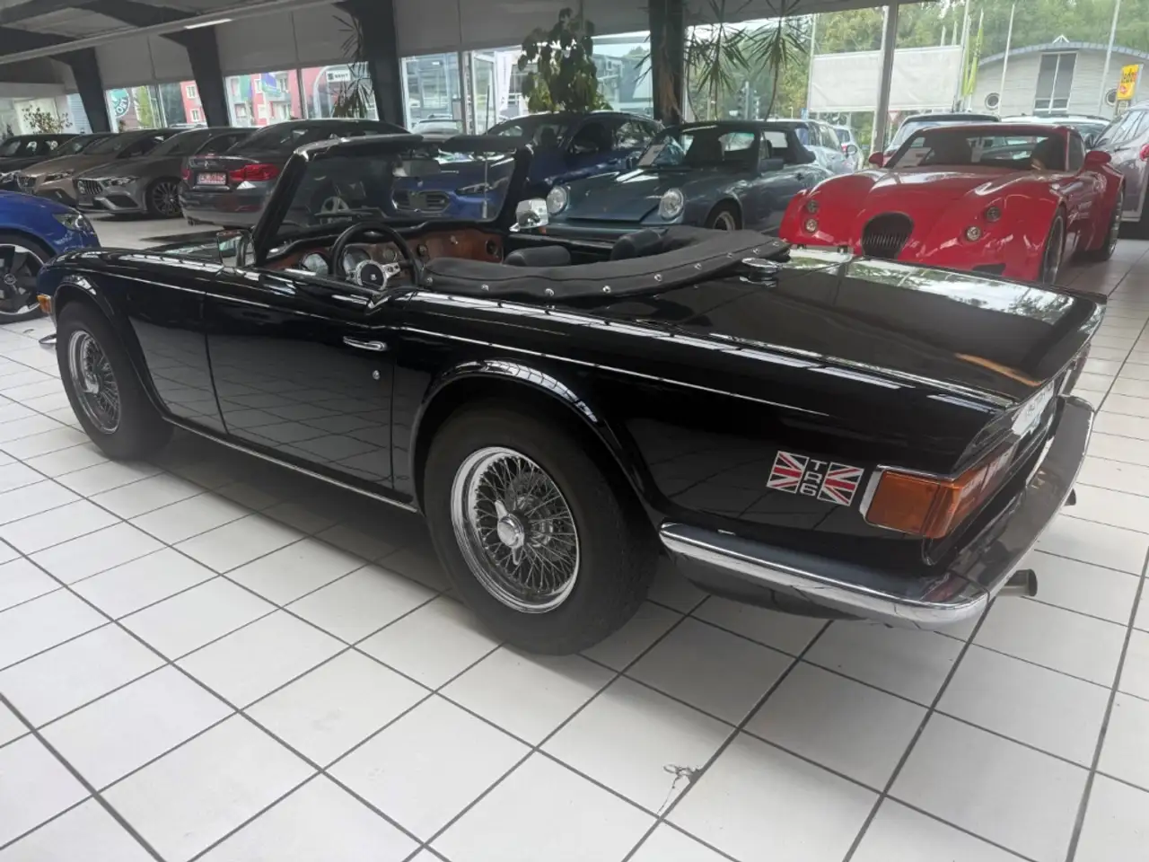 Triumph TR6 Pi mit Overdrive Weber Doppelvergaser Speichenräde, foto 8
