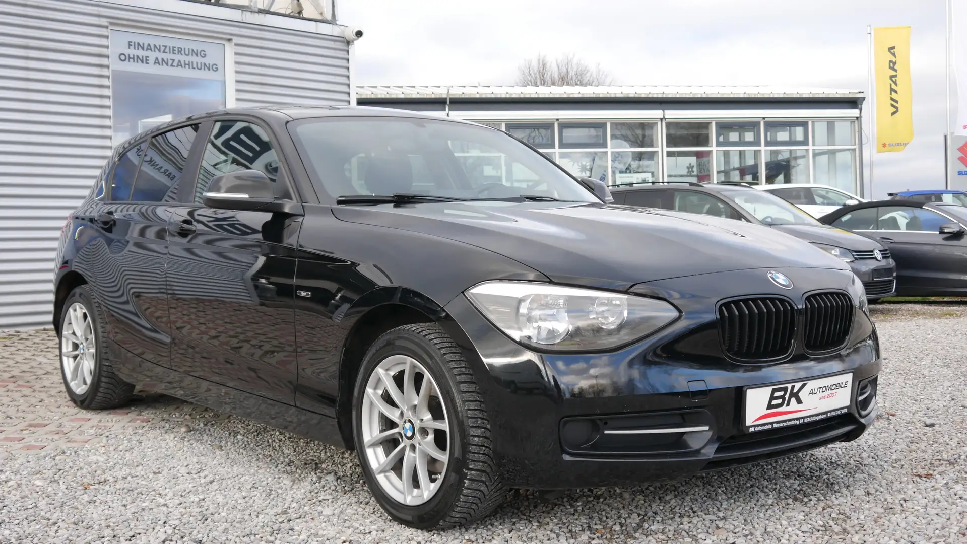 BMW 116 i Steuerkette Neu TÜV,- Kundendienst Neu Sitzhe Schwarz - 1