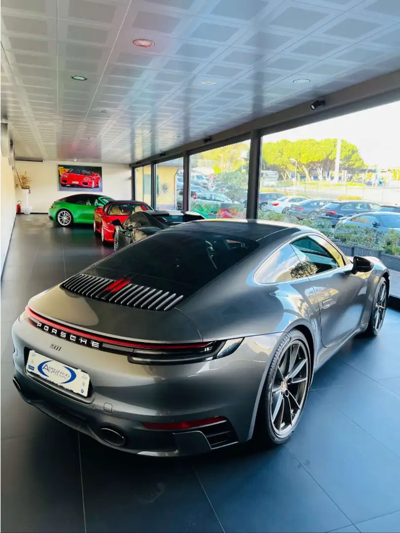 Porsche 911 992 Coupe 3.0 Carrera 4 Grau - 2