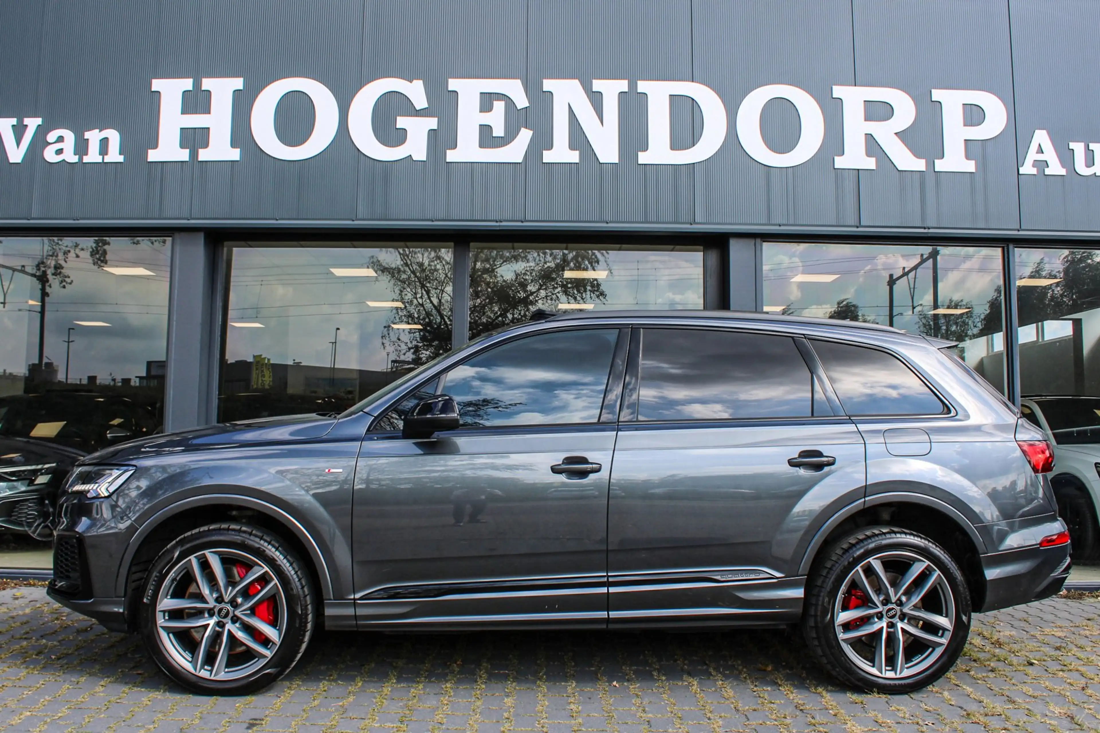 Audi Q7 60 TFSI e quattro S LINE PANO HUD SOFTCLOSE BTW — photo 5