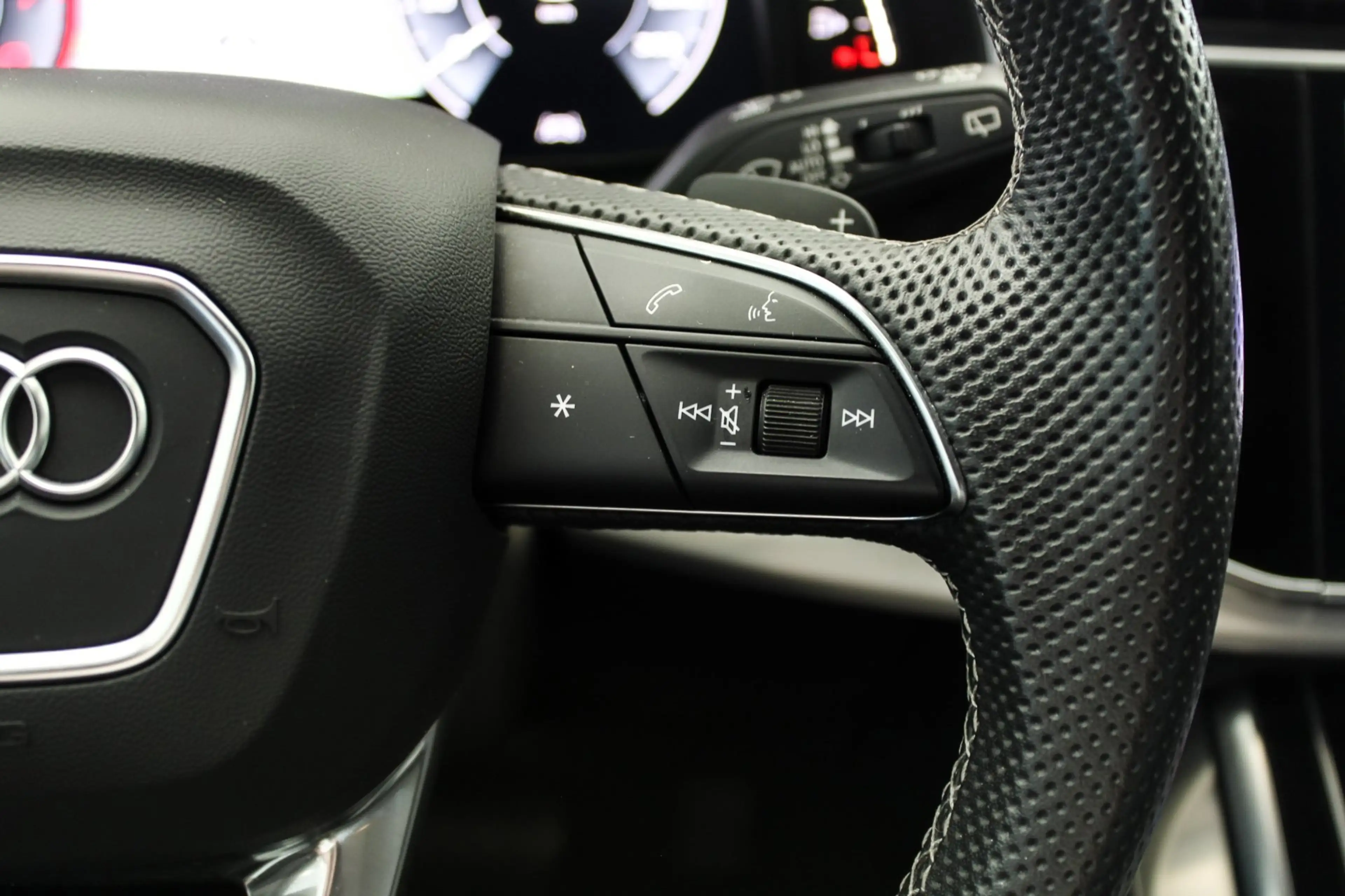 Audi Q7 60 TFSI e quattro S LINE PANO HUD SOFTCLOSE BTW — photo 20
