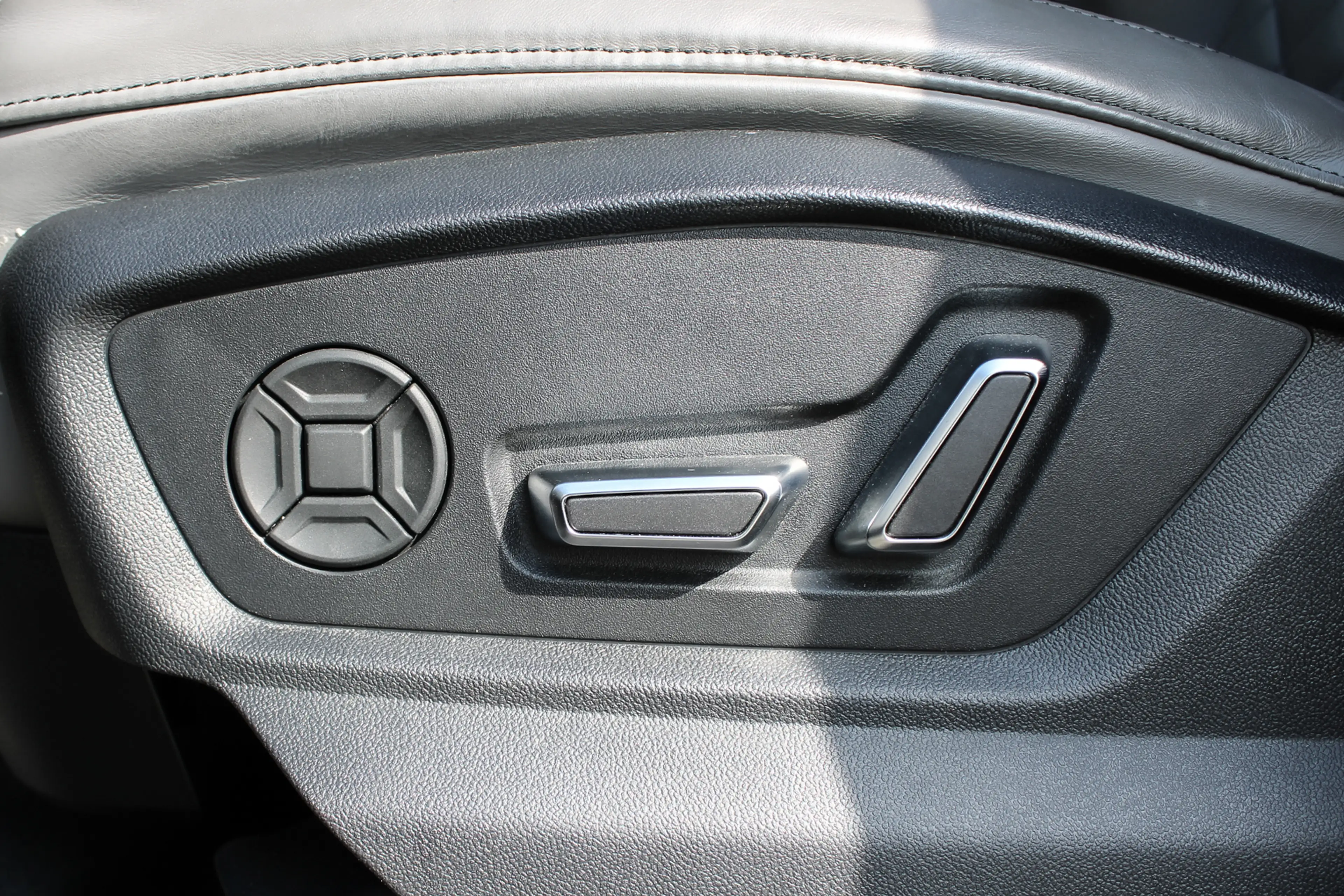 Audi Q7 60 TFSI e quattro S LINE PANO HUD SOFTCLOSE BTW — photo 27