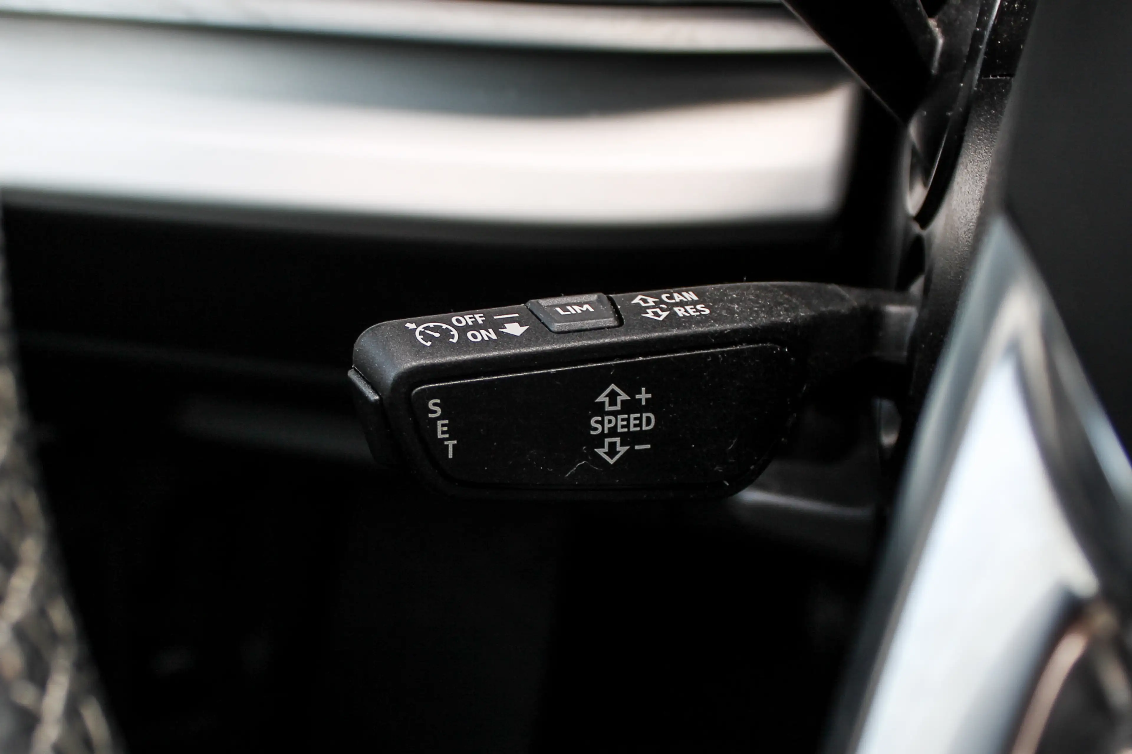 Audi Q7 60 TFSI e quattro S LINE PANO HUD SOFTCLOSE BTW — photo 31