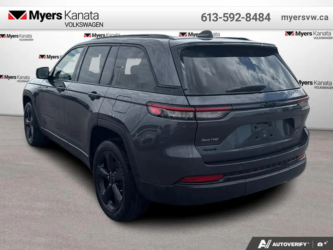 Jeep Grand Cherokee photo Jeep Grand Cherokee