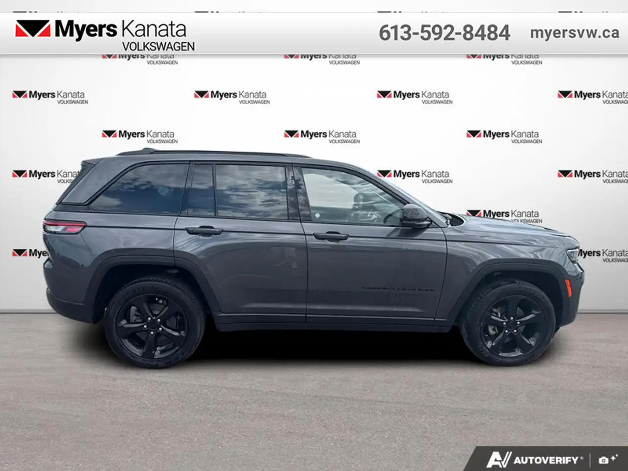 Jeep Grand Cherokee photo Jeep Grand Cherokee