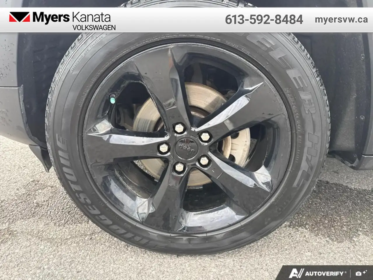Jeep Grand Cherokee photo Jeep Grand Cherokee