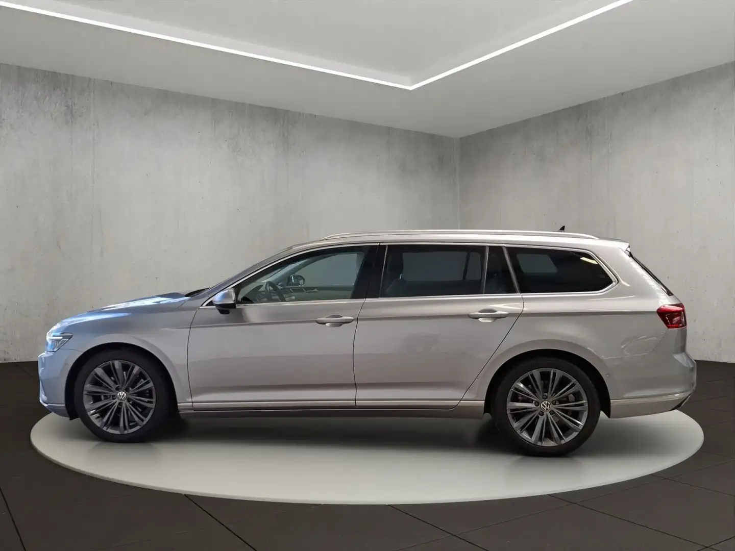 Volkswagen Passat Variant Elegance 2.0 TDI SCR 7-Gang DSG Argent - 2