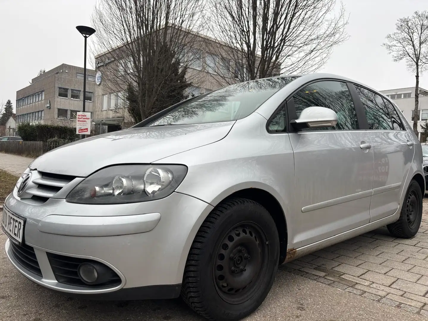 Volkswagen Golf Plus V Tour 2.0 Argent - 1