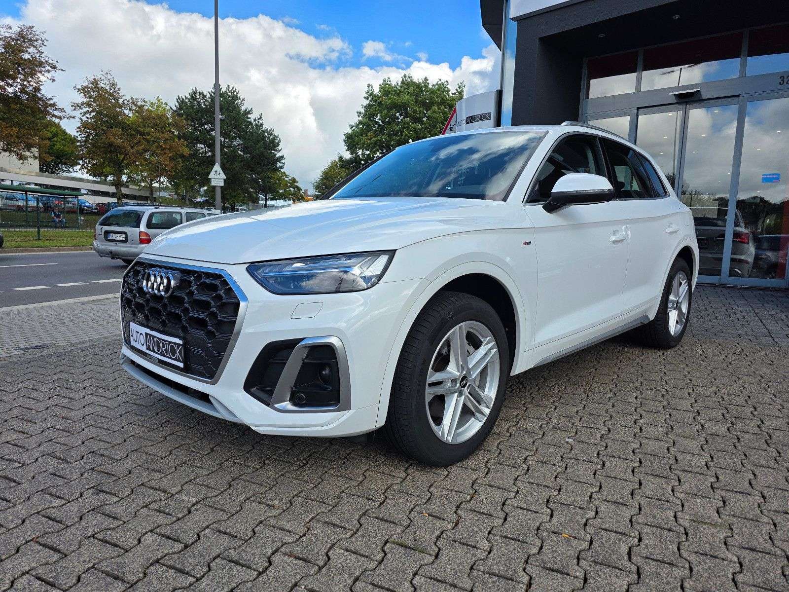 Second hand Audi Q5 2.0