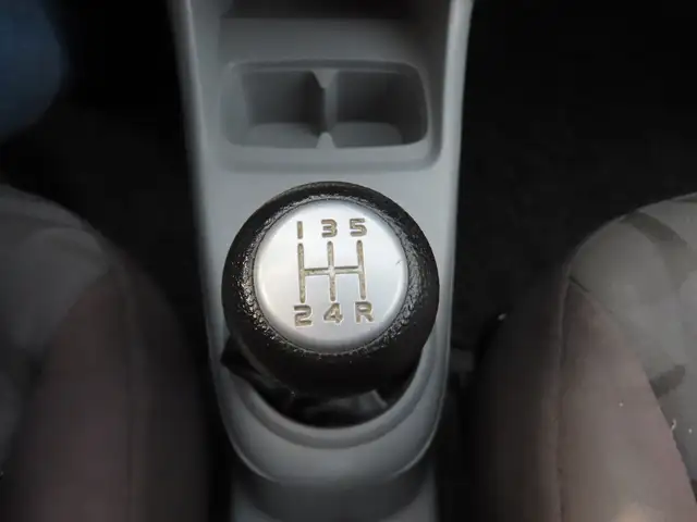 Suzuki Alto view 15