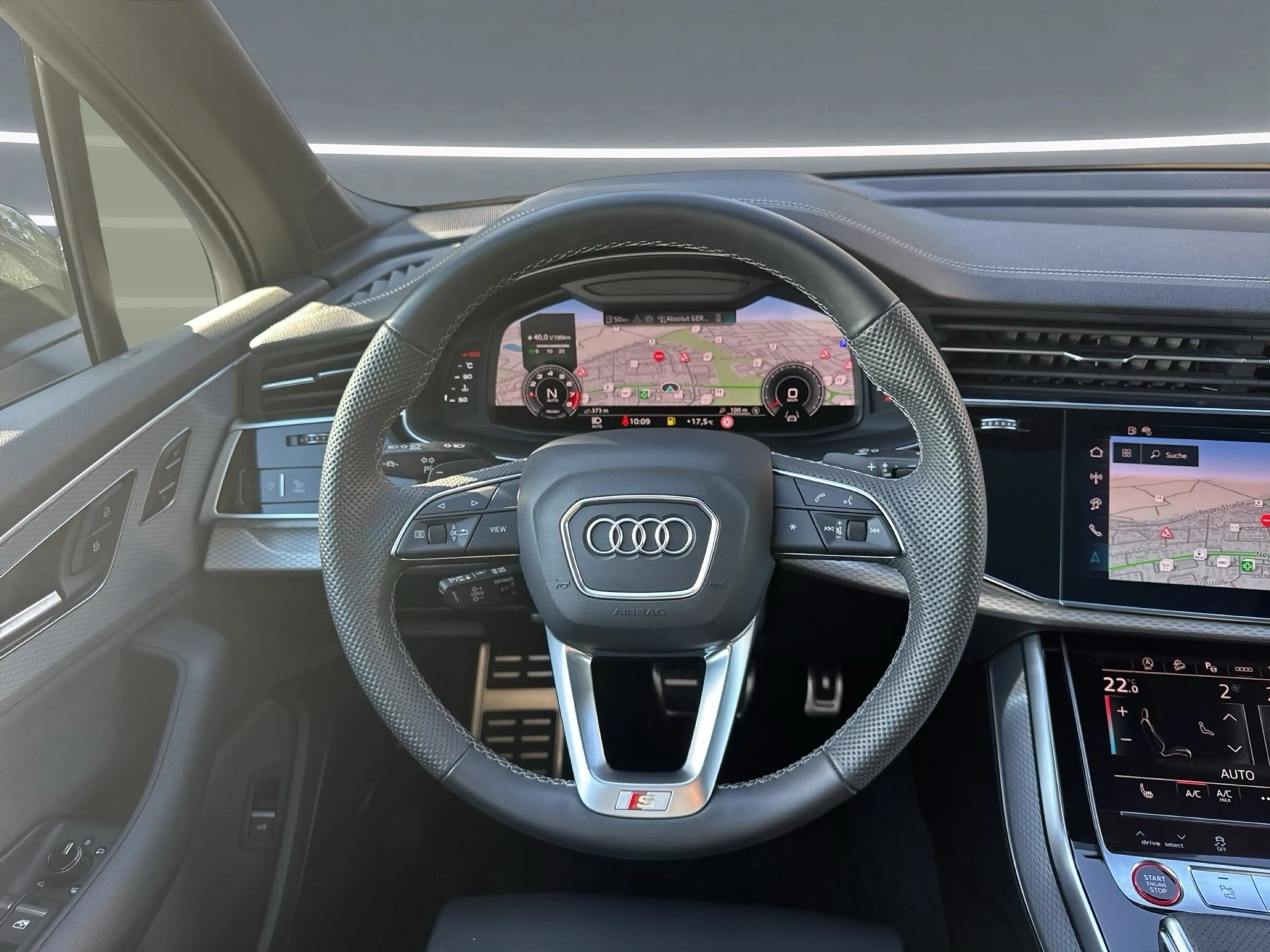 Audi SQ7 TFSI AHK HD-MATRIX Memory PANO B&O HuD 22" — photo 9