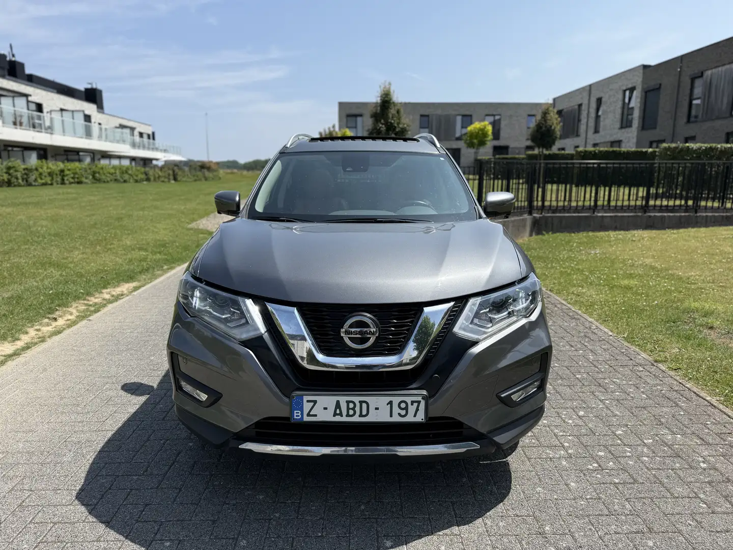 Nissan X-Trail 1.7 dCi 2WD Tekna+ 7pl. Xtronic EURO 6d Grau - 2
