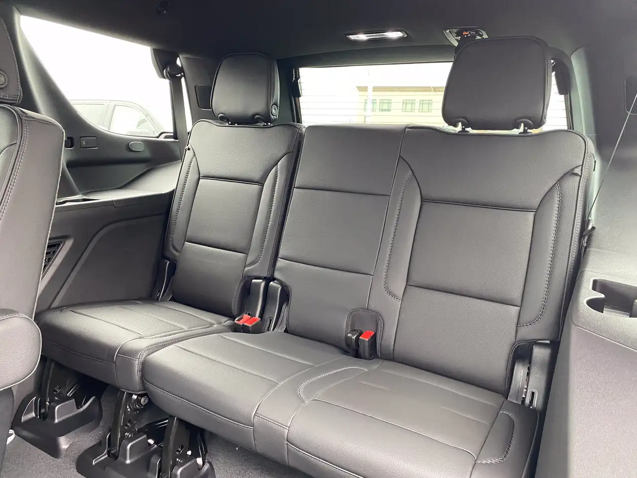 GMC Yukon photo GMC Yukon