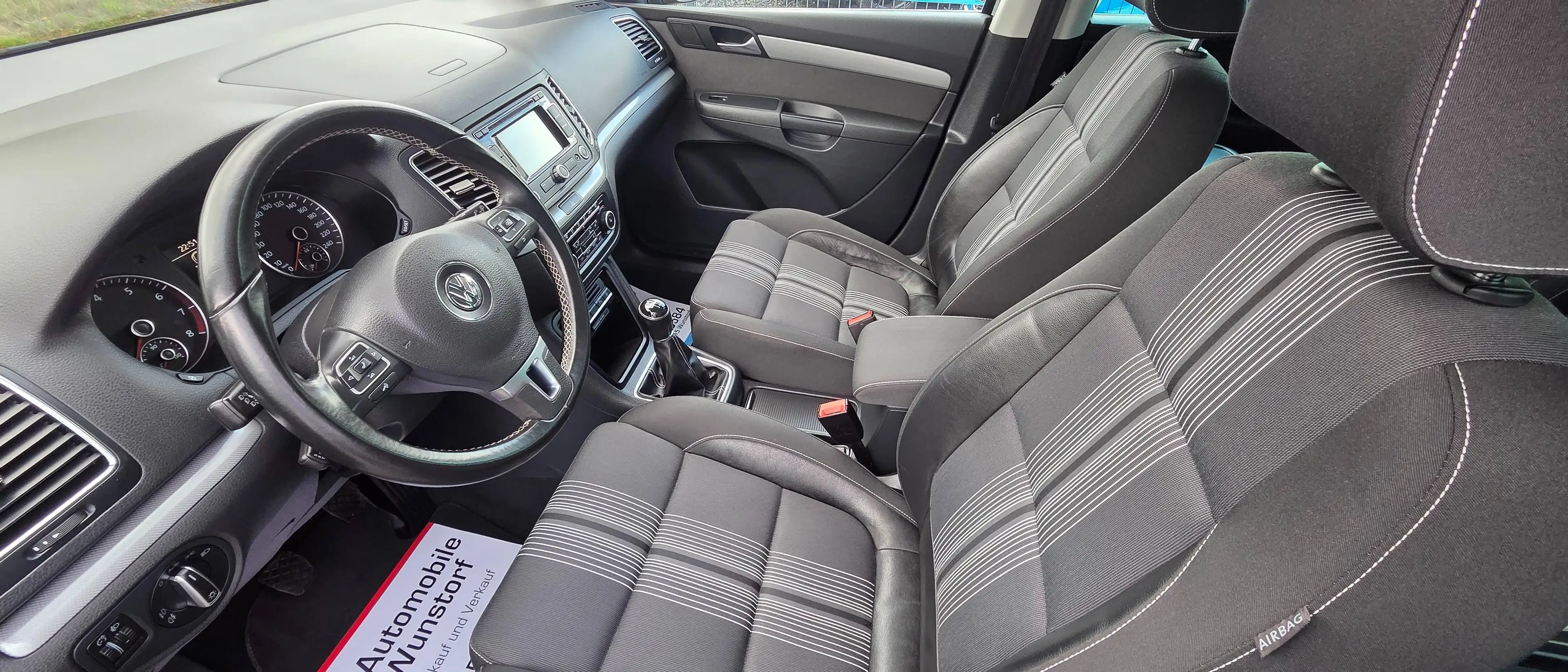 Volkswagen Sharan Match BMT — photo 9