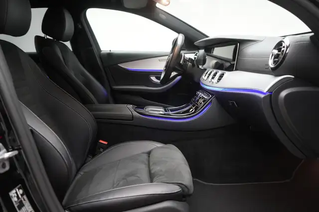 Mercedes-Benz 300 view 15